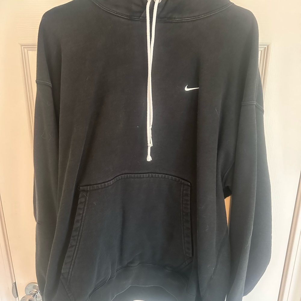 Nike Men's Black Pullover Sweater